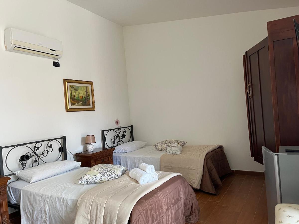 B&B Piandelidei Sássari Exterior foto